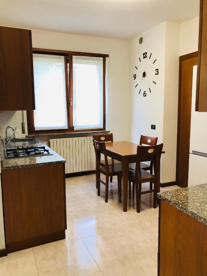 明乔河畔的瓦雷奇奥La Casa Sul Parco公寓 外观 照片